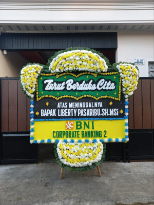 Papan Bunga Duka di Makasar